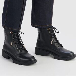 Coach Lorimer Lace Up Combat Boots Booties Sold Out On Revolve Women’s 7B Flaw